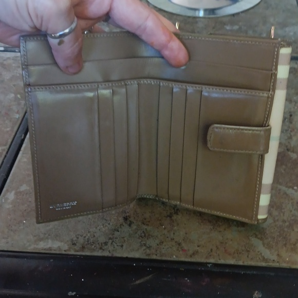 - BURBERRY PLAID SAFFIANO LEATHER BIFOLD DUAL SIDED WALLET - Picture 8 of 10